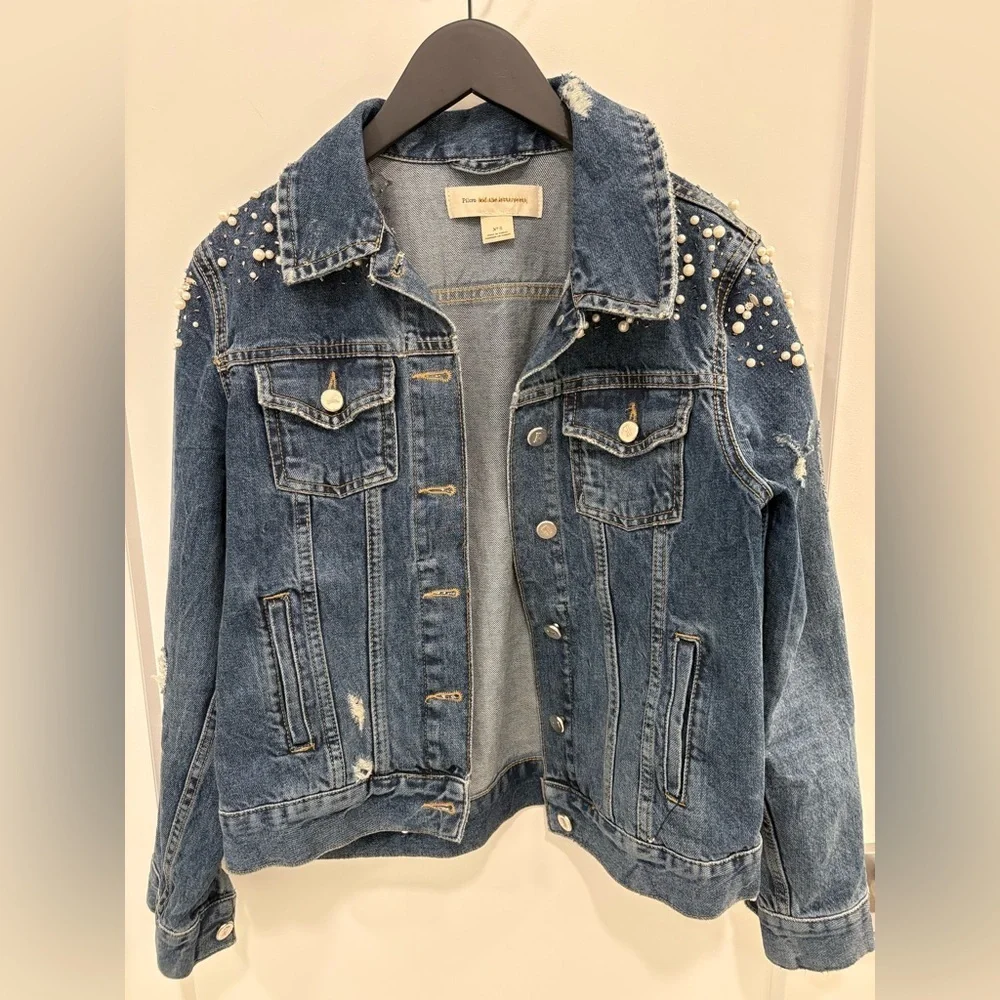 Anthropologie Pilcro Embellished Distressed Denim Trucker Jacket Size Small - Picture 2 of 16
